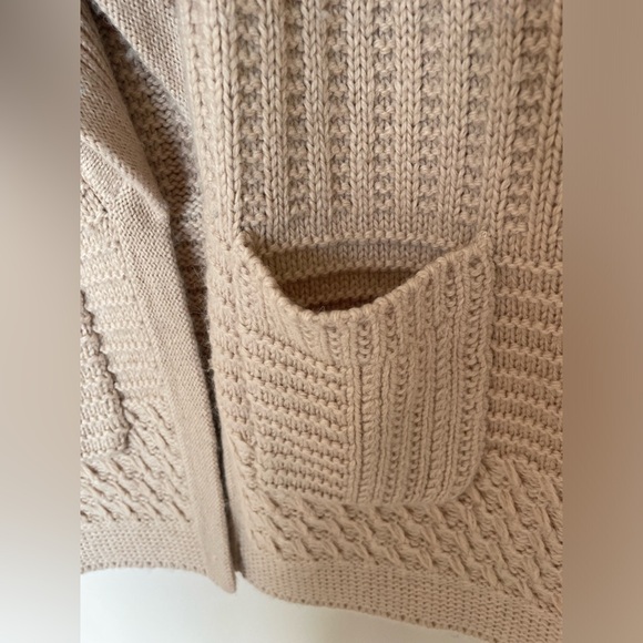 ANN TAYLOR Chunky Tan Fur Shoulder Long Oversized Sweater Vest Size XXS - Picture 8 of 12